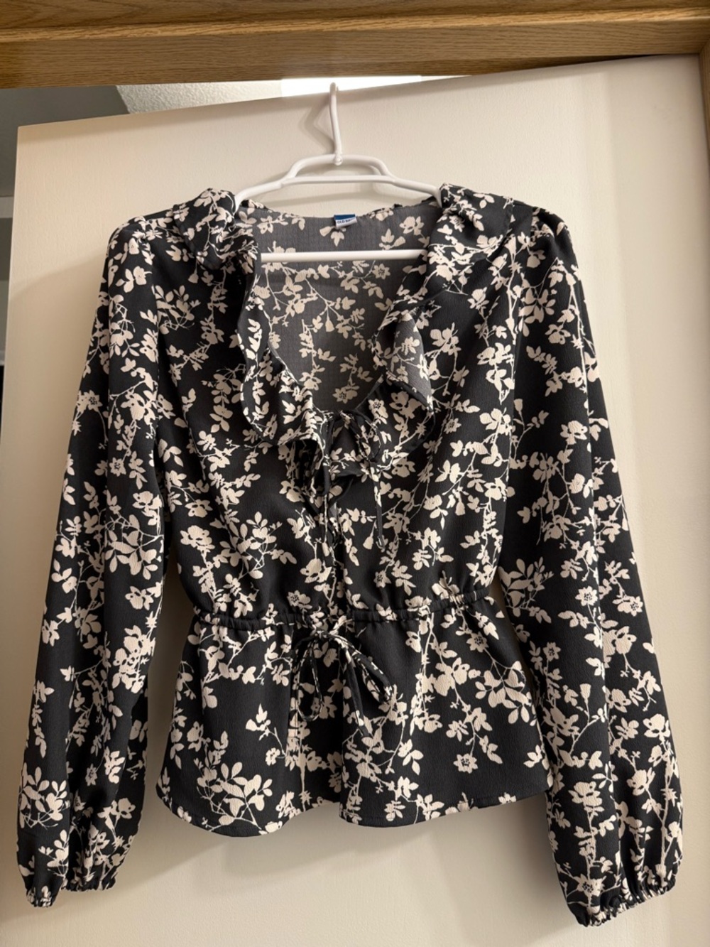 old navy ruffled blouse